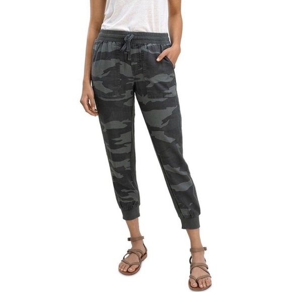 Splendid Pants - Splendid Camo Joggers Lounge Pants